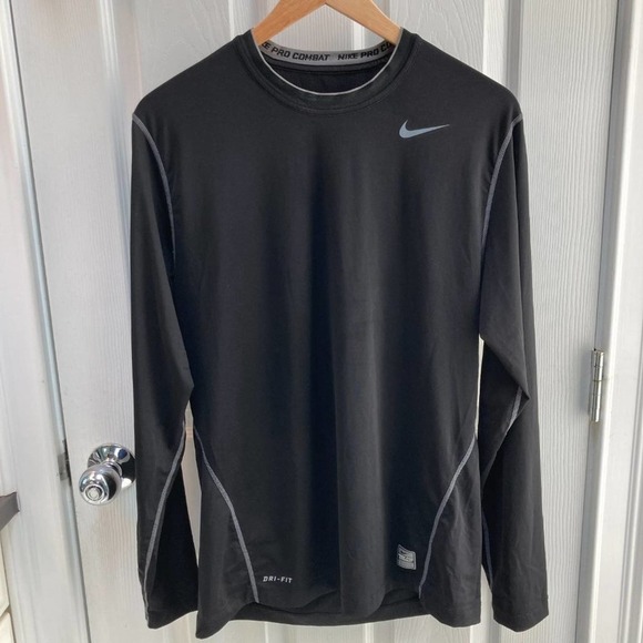 Nike Pro Combat Dri-Fit Fitted Long Sleeve Pullover Shirt Size Medium - Picture 1 of 7